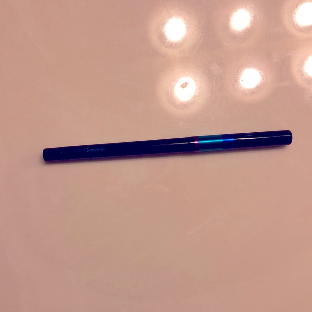 MAC photogravure technakohl eyeliner